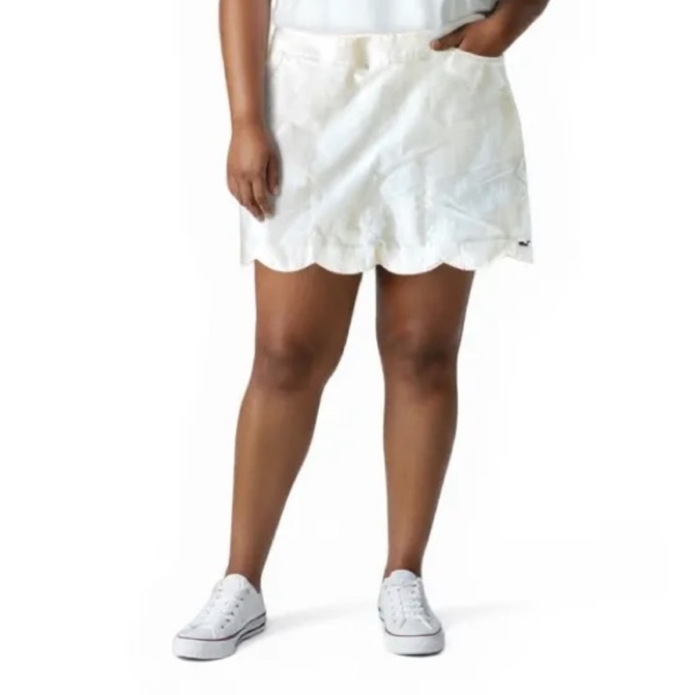 Vineyard  Vines White Skort Size L